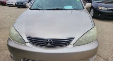 Toyota Camry 2006 Gold